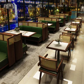 Современный ресторан в японском стиле, сочетание мраморного стола и стула, легкий роскошный ресторанный диван из ротанга и массива дерева